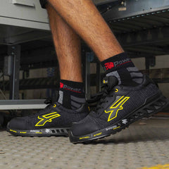 U-Power Frank scarpa antinfortunistica S1PS indossata su cantiere edile